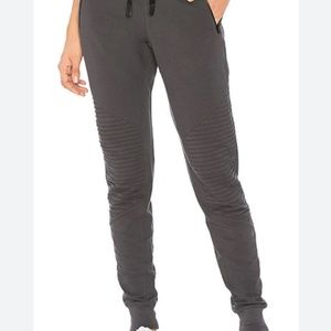 ALO Yoga -Urban Moto Sweatpants